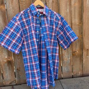 WRANGLER Men's George Strait Red Blue Plaid Short Sleeve Button Shirt Medium